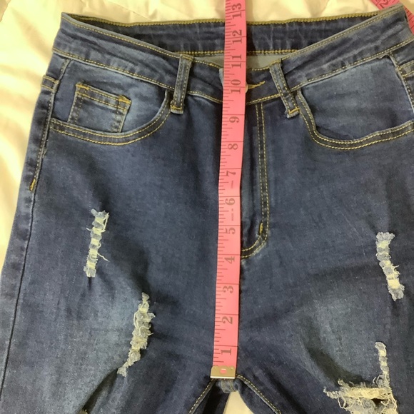 Shein Womens Size M (26x26) High Waisted Distressed Mom Jeans - Picture 6 of 8